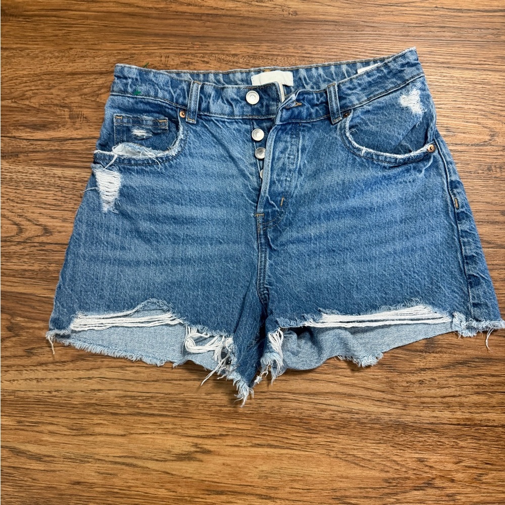 H&M Distressed Denim Women Shorts size 8
